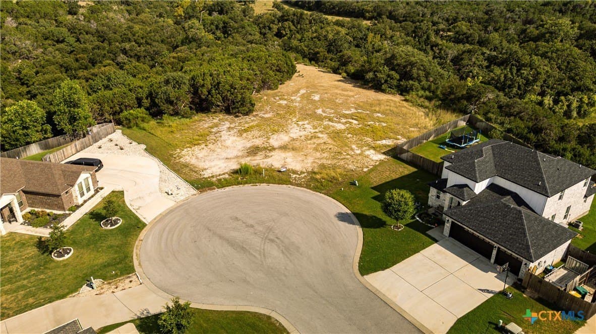 0.58 acres in Bell County - photo 2