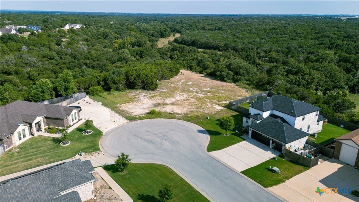 0.58 acres in Bell County - photo 3