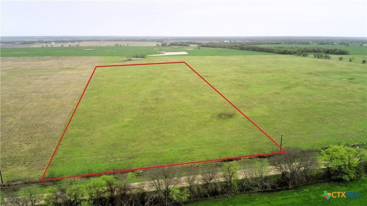 11 acres in Falls County - photo 2