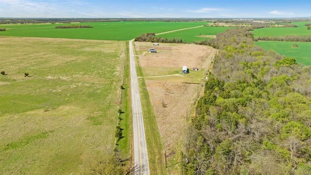 1.29 acres in Lamar County - photo 4