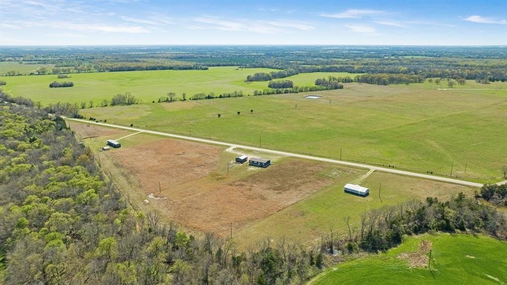 1.29 acres in Lamar County - photo 8
