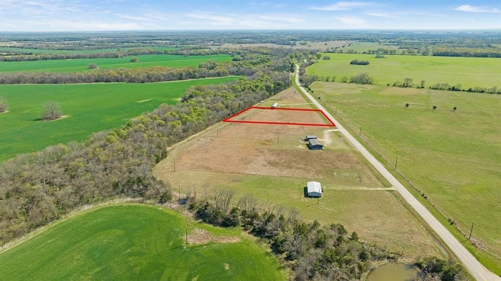 1.29 acres in Lamar County - photo 5