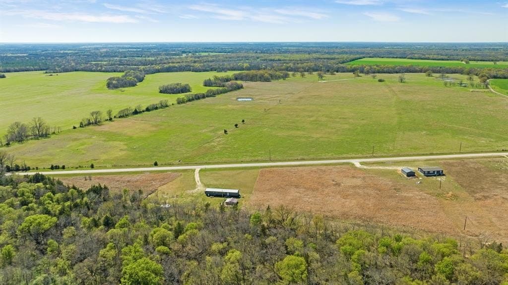 1.29 acres in Lamar County - photo 10
