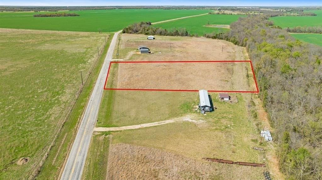 1.29 acres in Lamar County - photo 13