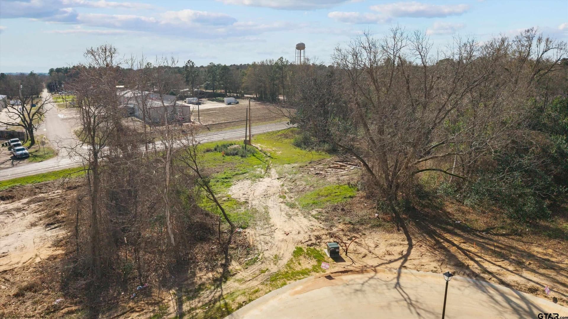 0.5 acres in Smith County - photo 5