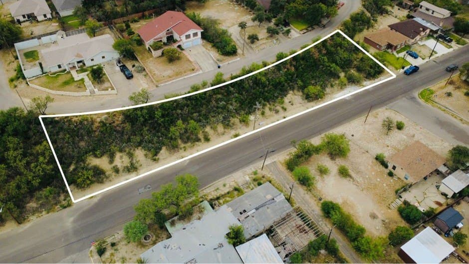 0.45 acres in Maverick County - photo 3
