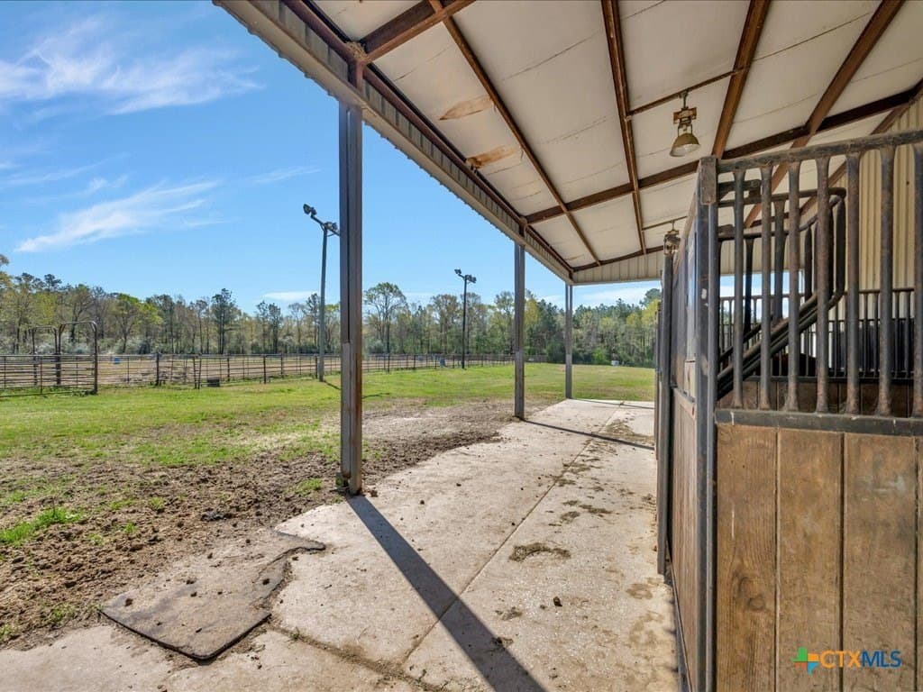 20 acres in Angelina County - photo 42