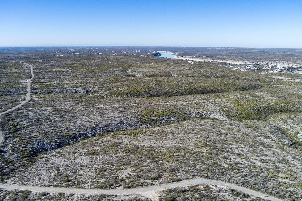 12.78 acres in Val Verde County - photo 4