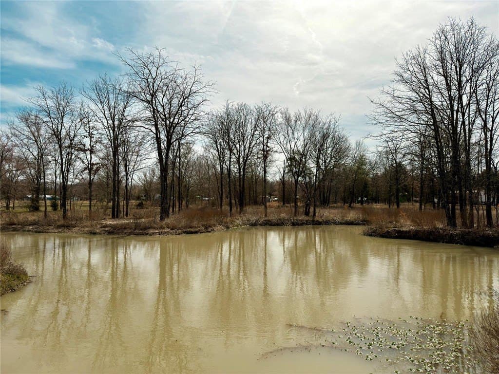 1.21 acres in Henderson County - photo 8