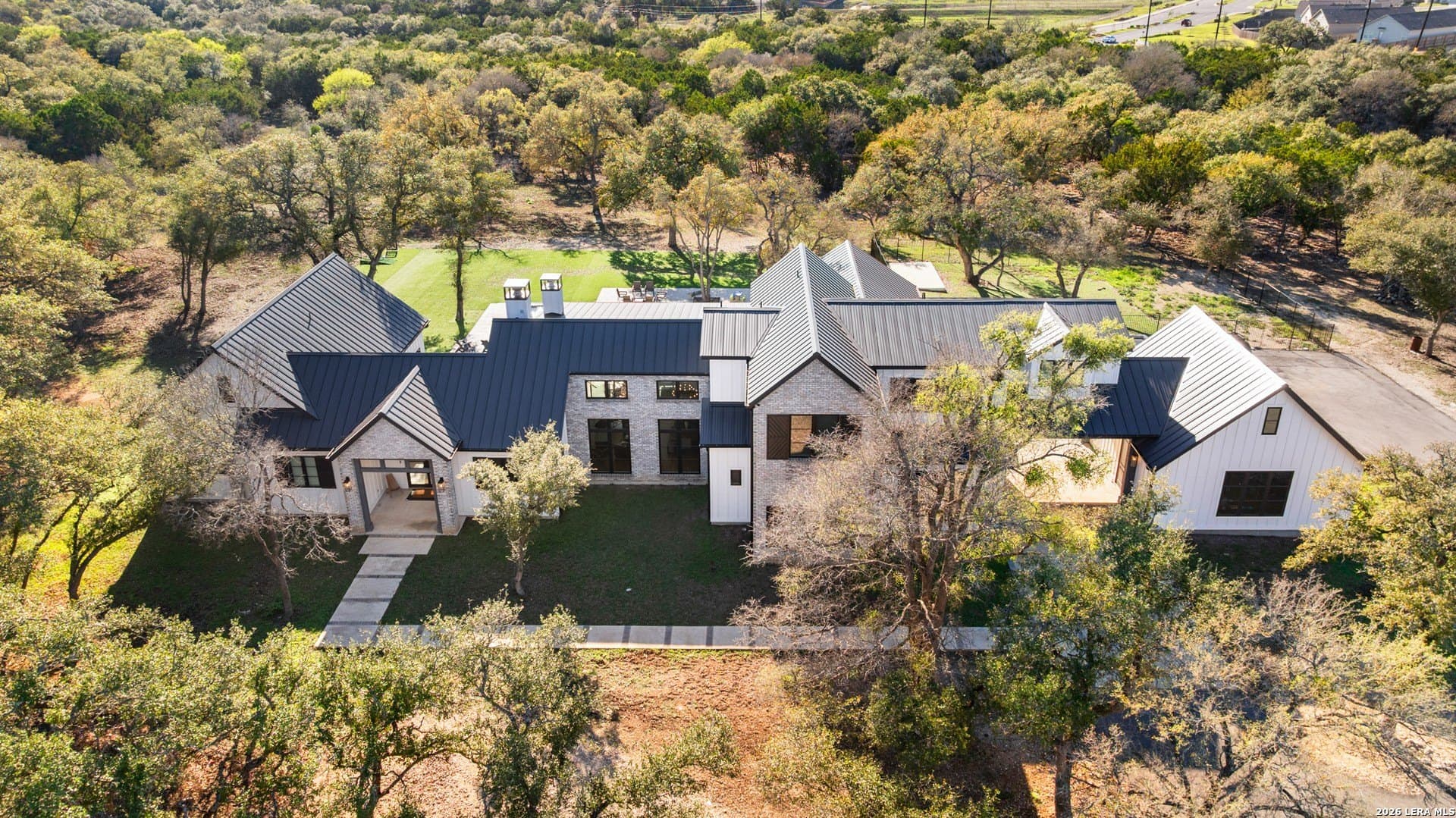 31952 Smithson Valley