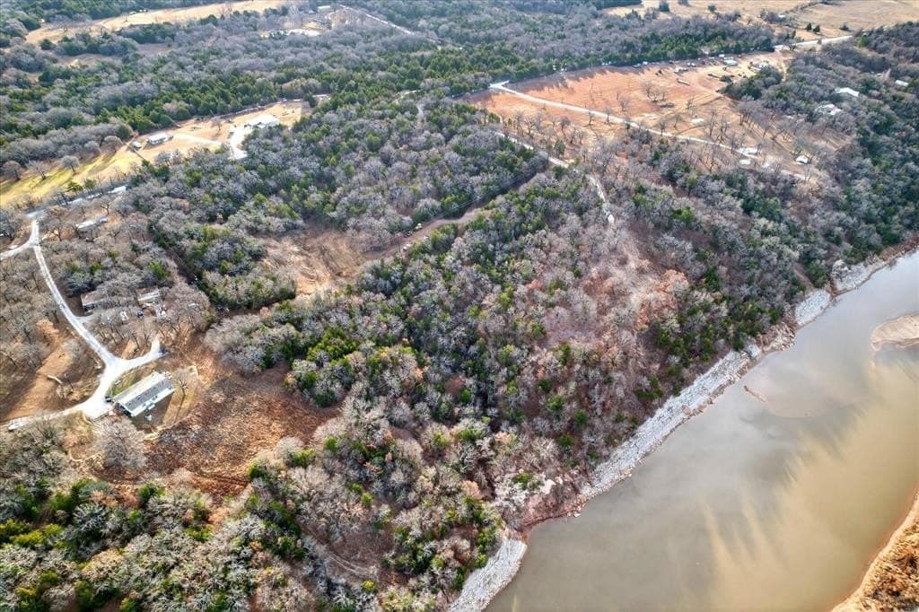 14.6 acres in Cooke County - photo 9