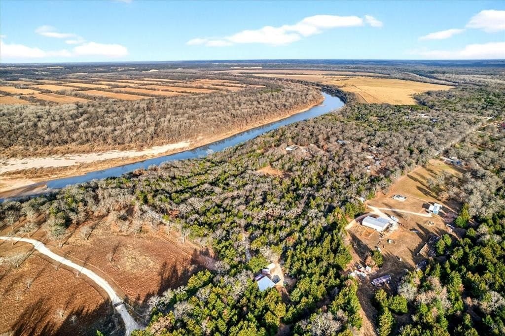 14.6 acres in Cooke County - photo 5