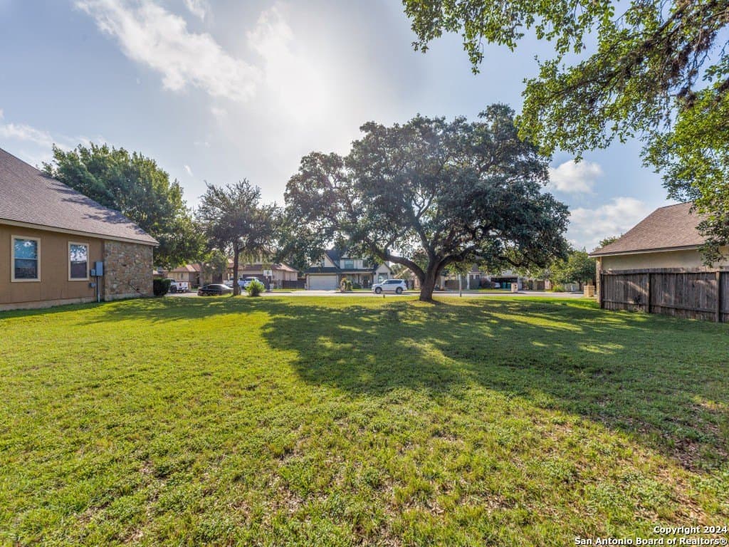0.22 acres in Kendall County - photo 5