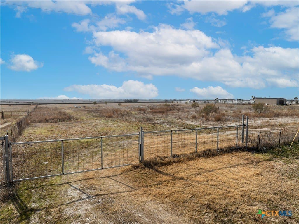 10.01 acres in Williamson County - photo 3