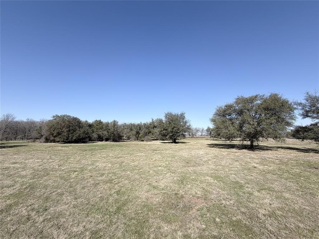 3 acres in Hill County - photo 5