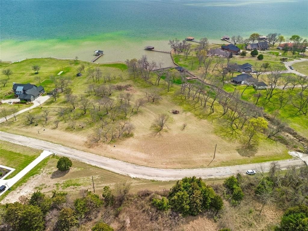 0.87 acres in Navarro County - photo 19