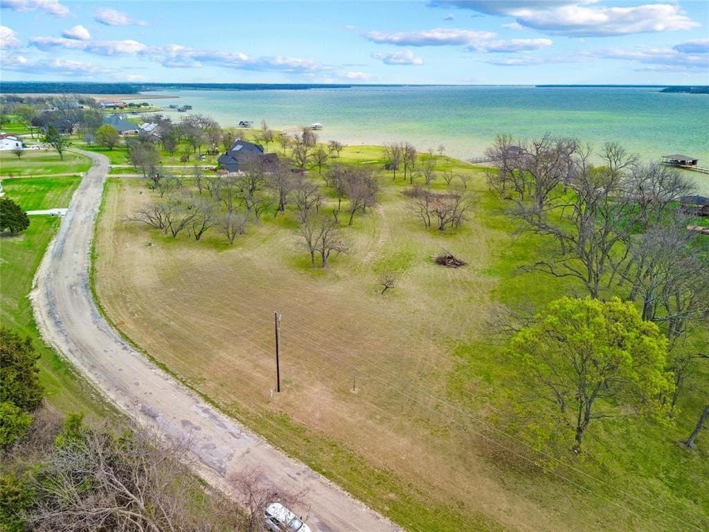 0.87 acres in Navarro County - photo 26