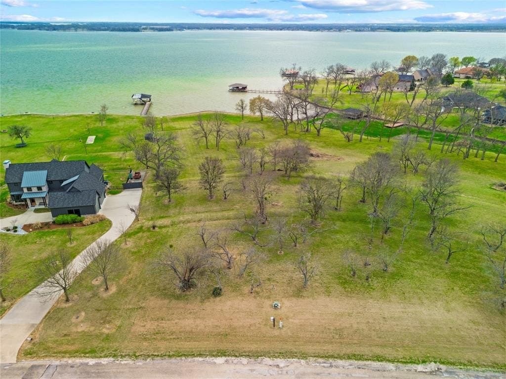 0.87 acres in Navarro County - photo 21