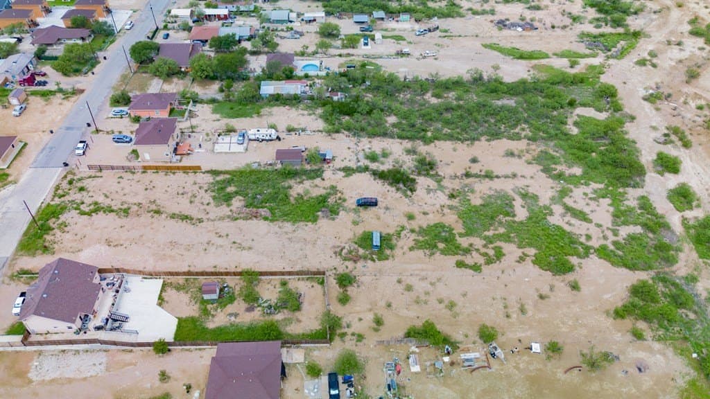 0.71 acres in Maverick County - photo 12