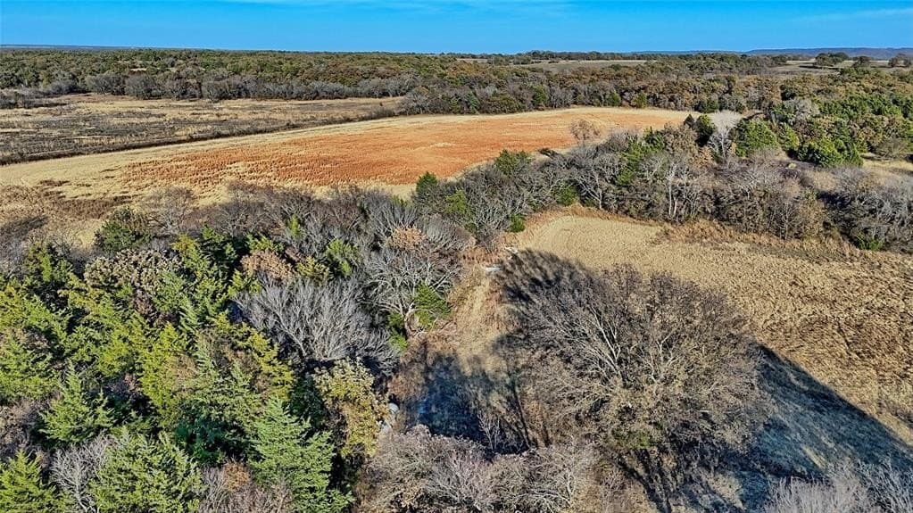 100 acres in Cooke County - photo 21