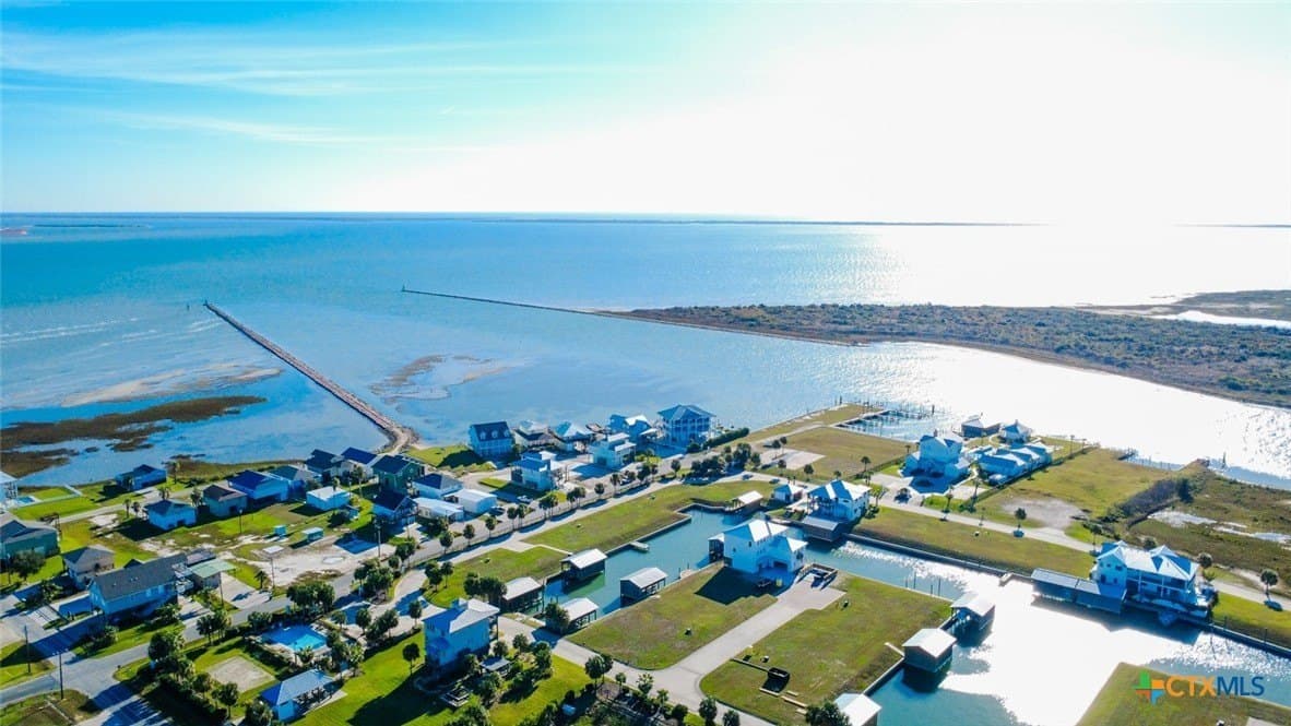 0.17 acres in Calhoun County - photo 4