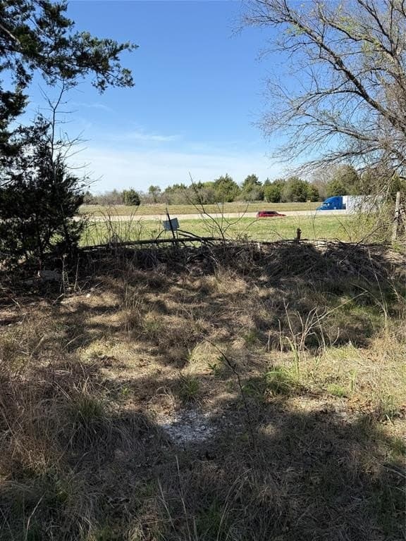 10 acres in Hill County - photo 18