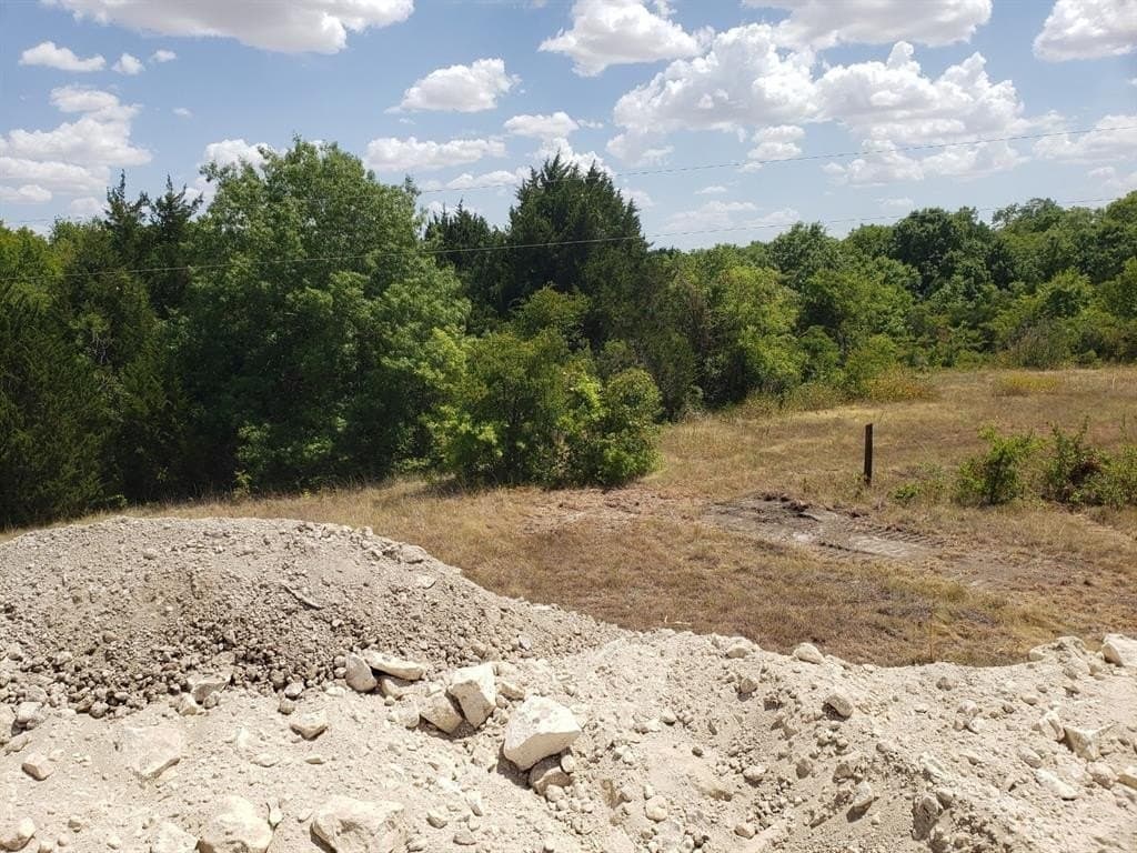 10 acres in Hill County - photo 12