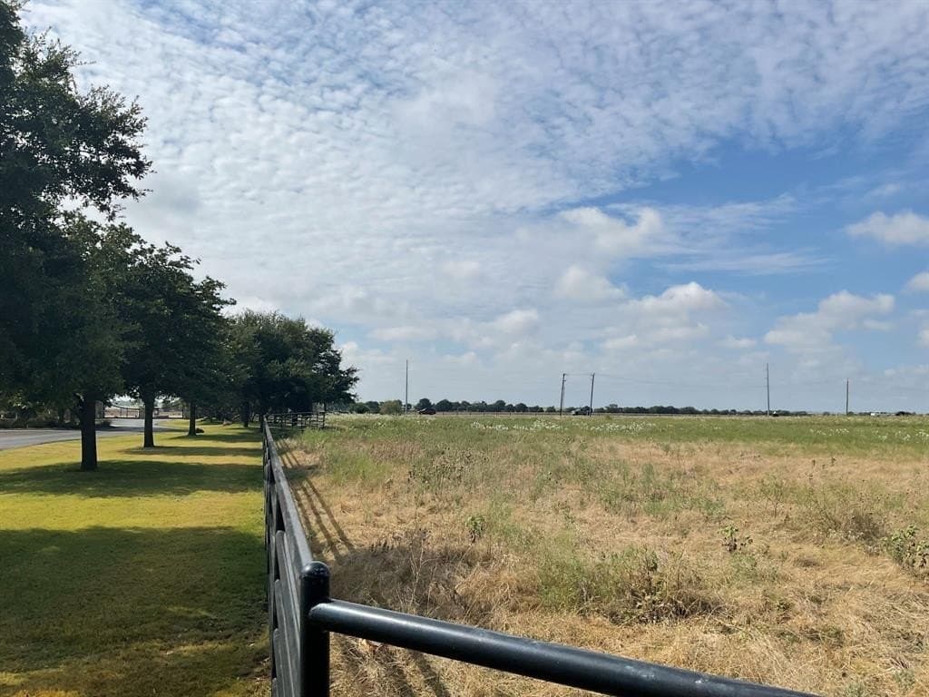 12.67 acres in Tarrant County - photo 35