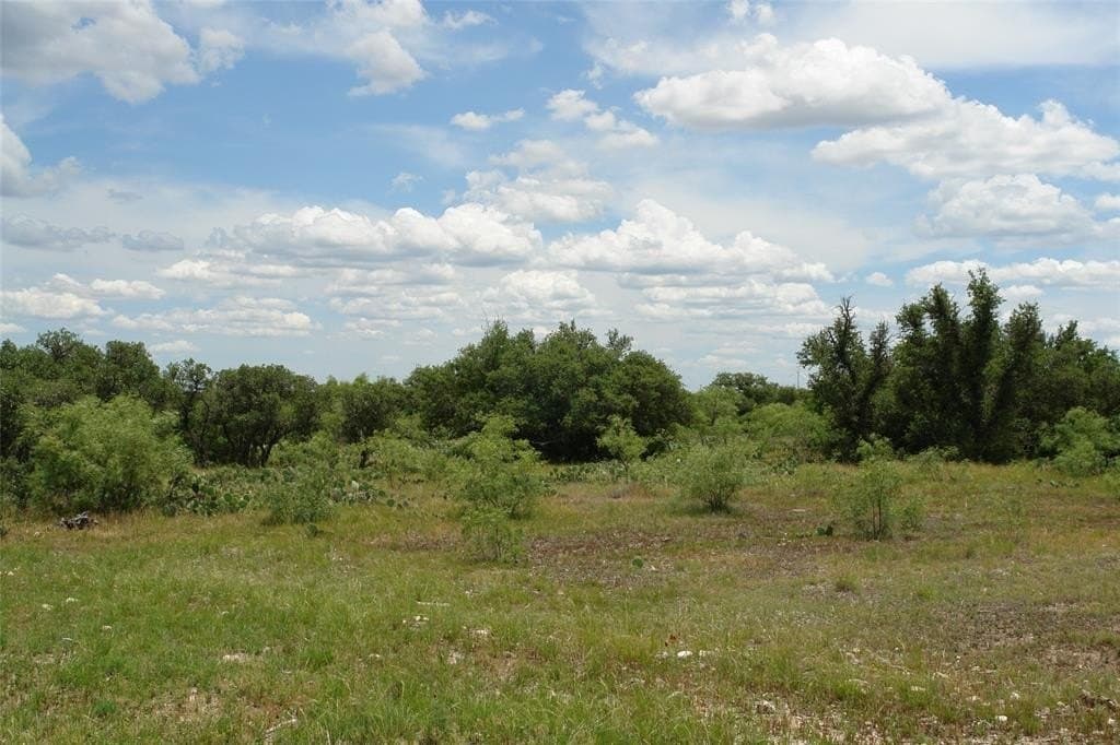 50.03 acres in Concho County - photo 4