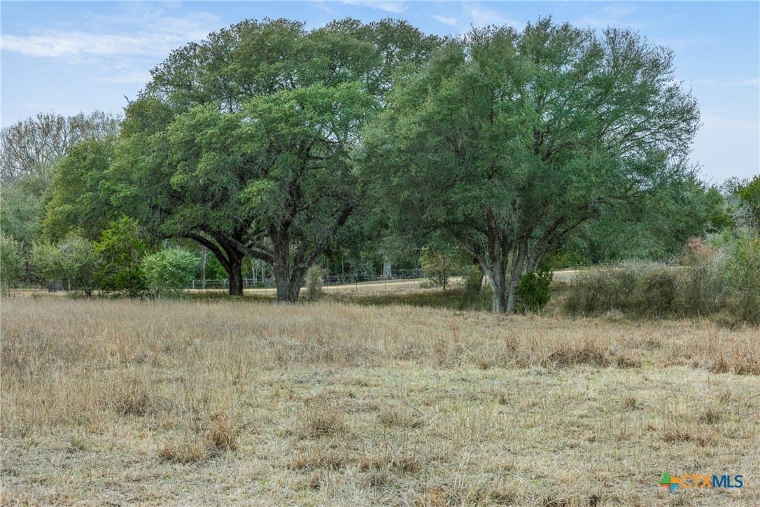 23.59 acres in Fayette County - photo 6