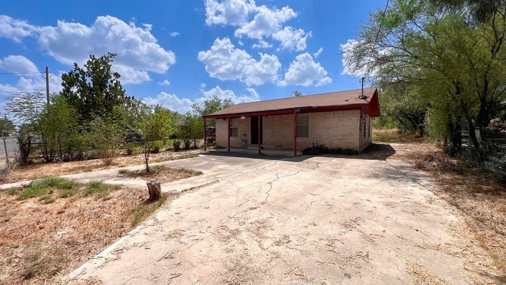 12,375 acres in Maverick County - photo 5