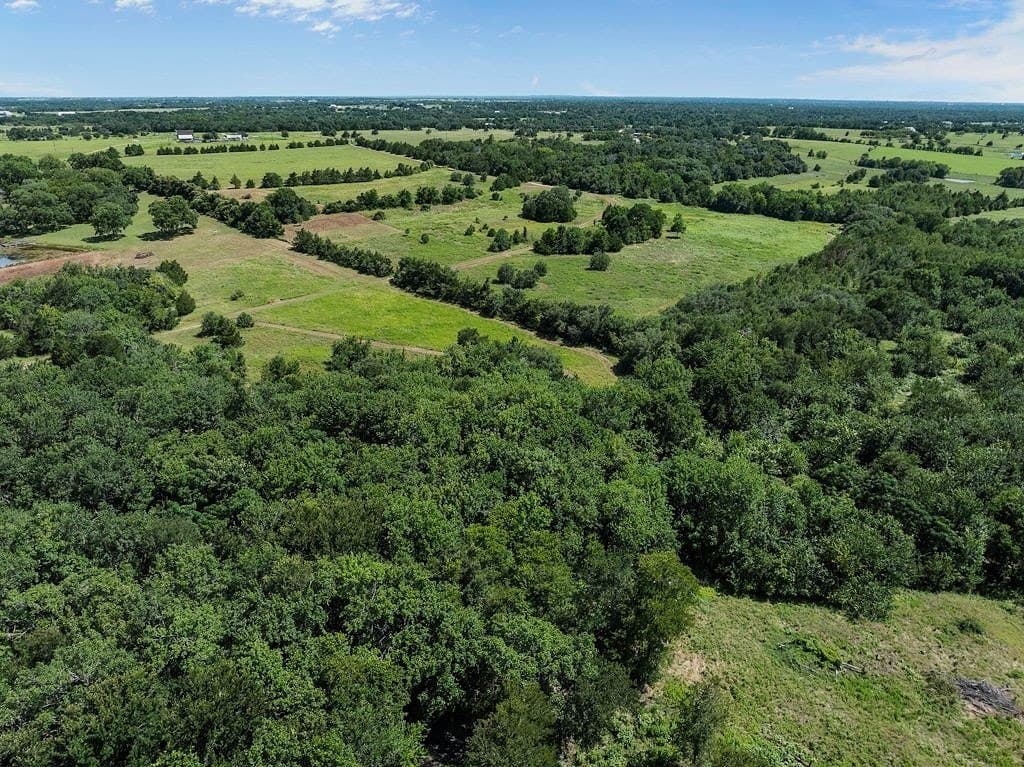 33.43 acres in Fayette County - photo 2