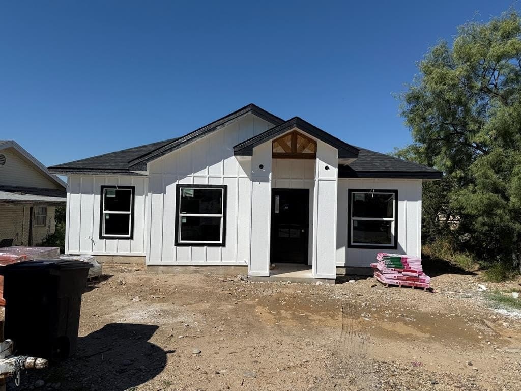 1935 Boulder Ridge Dr.
