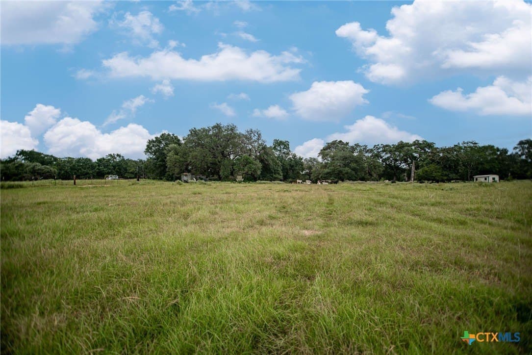 33.98 acres in Lavaca County - photo 9