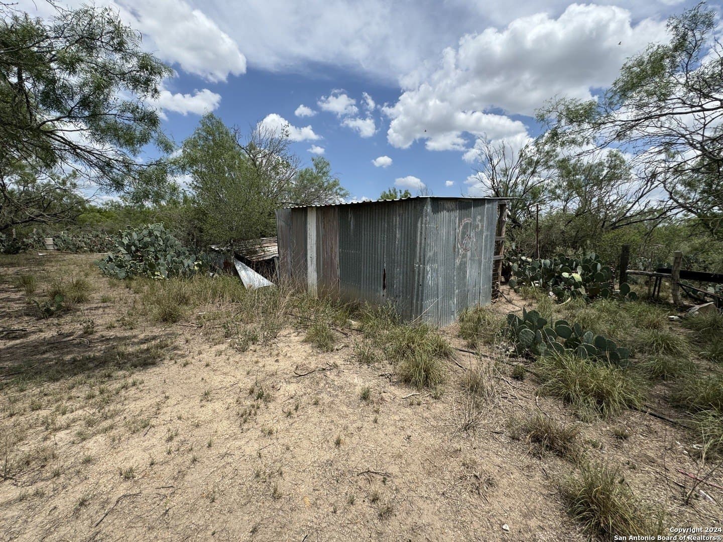 85 acres in Uvalde County - photo 43