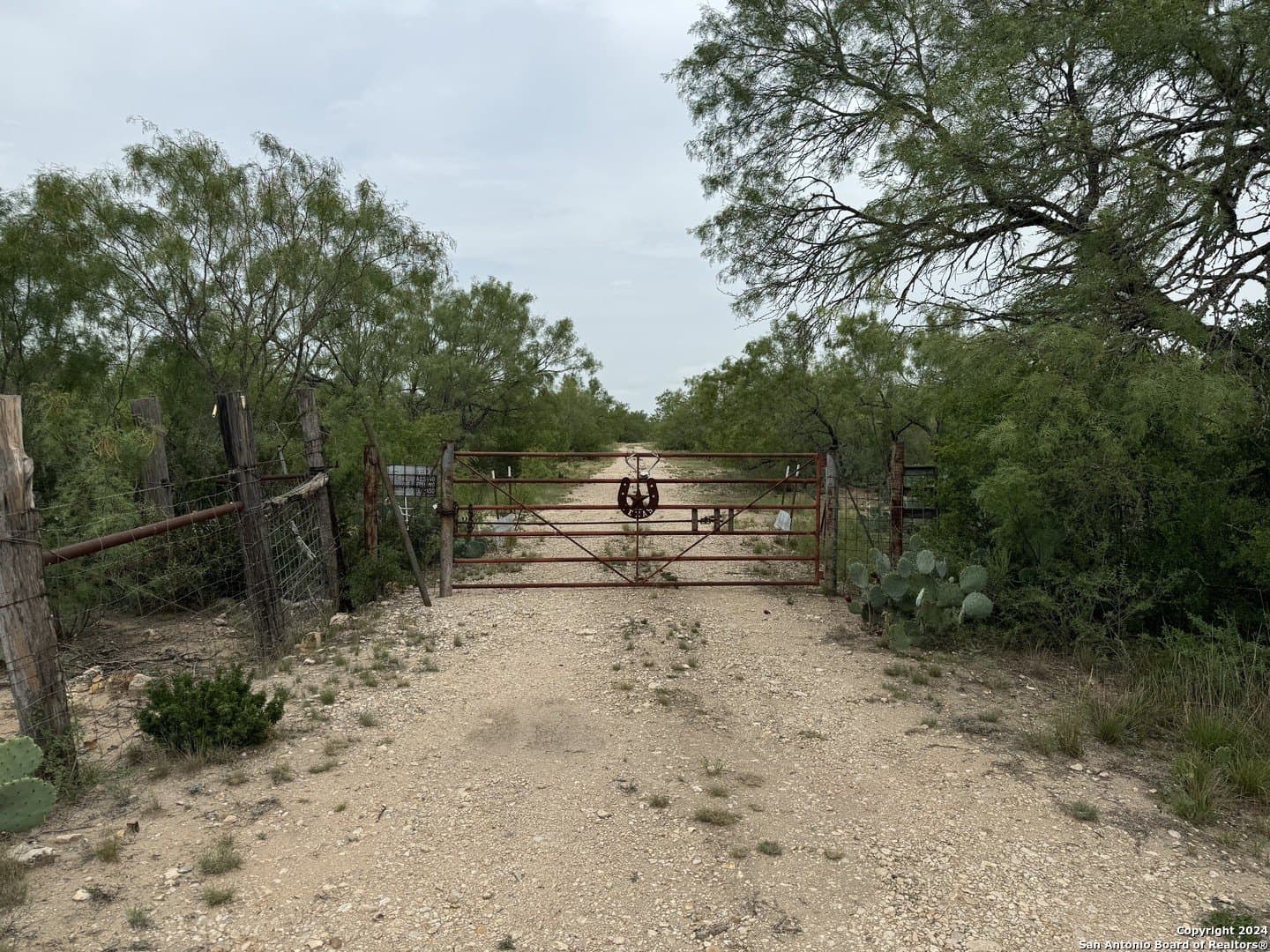 85 acres in Uvalde County - photo 14