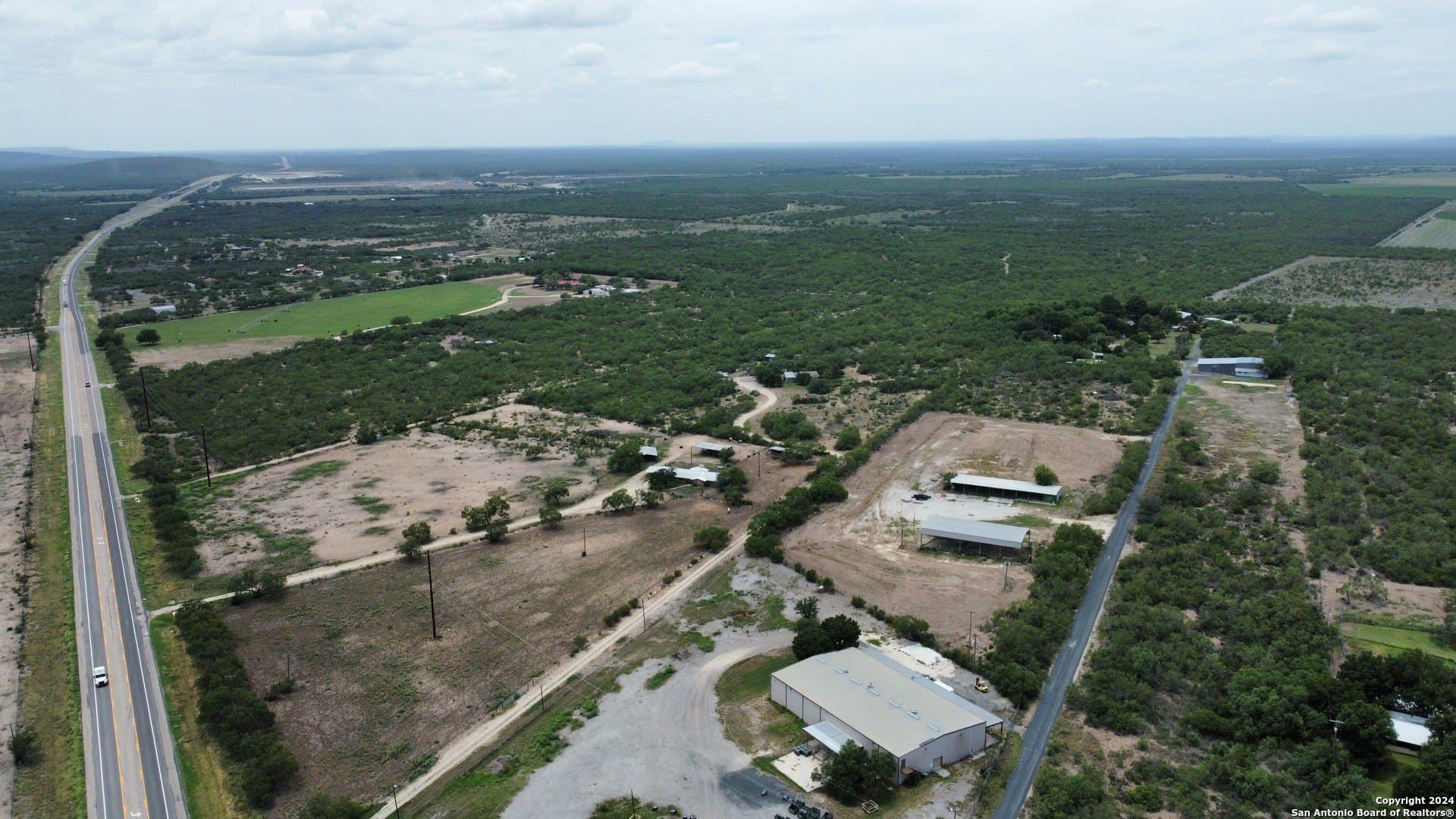 85 acres in Uvalde County - photo 3