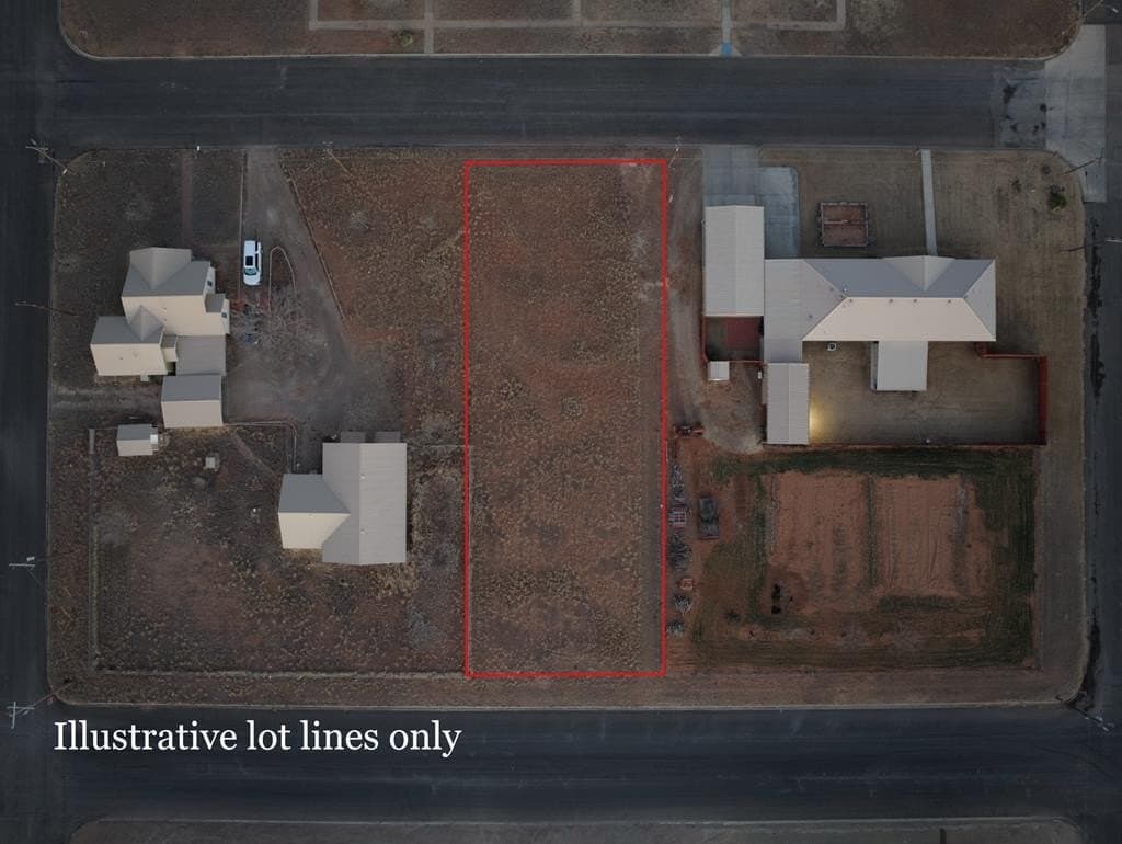 0.37 acres in Gaines County - photo 2