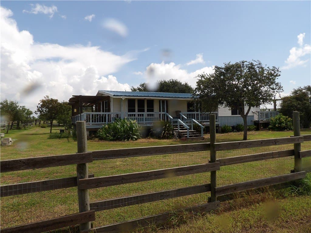 25 acres in Refugio County - photo 21