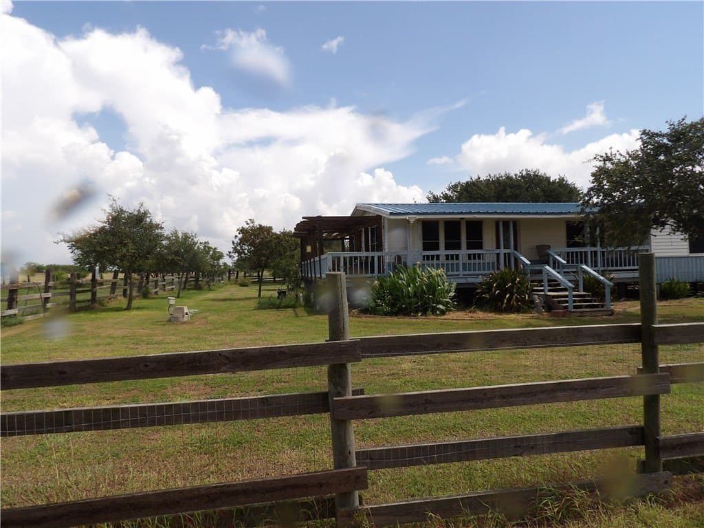 25 acres in Refugio County - photo 20