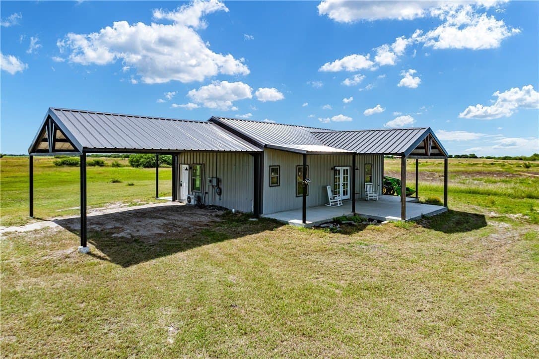 22.39 acres in Kleberg County - photo 5
