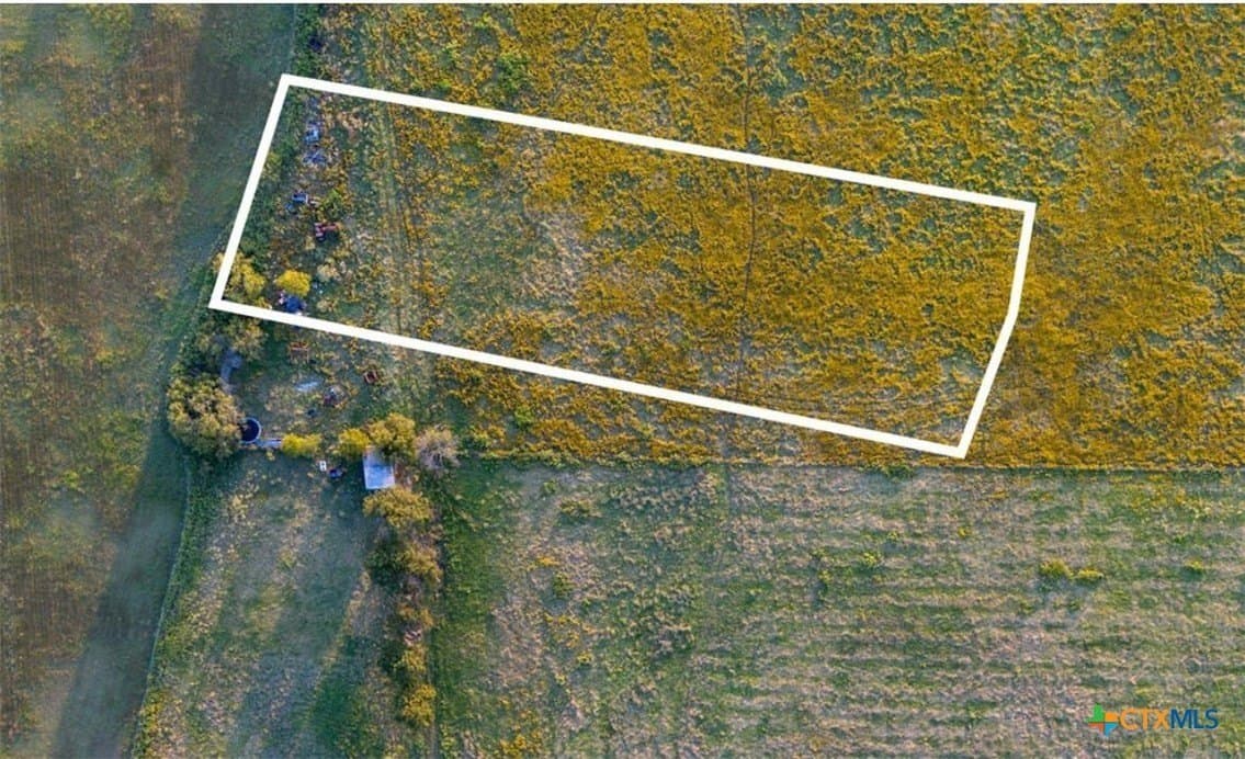 1 acres in McLennan County - photo 2