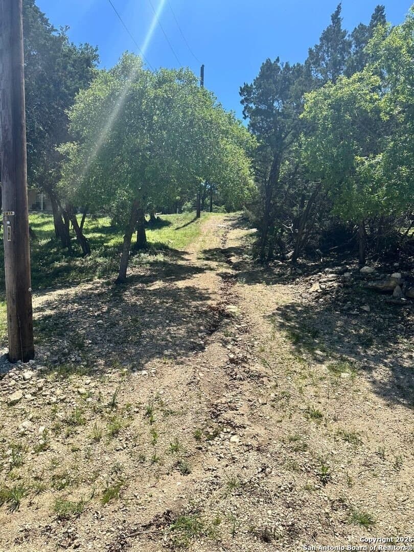 1.03 acres in Comal County - photo 4