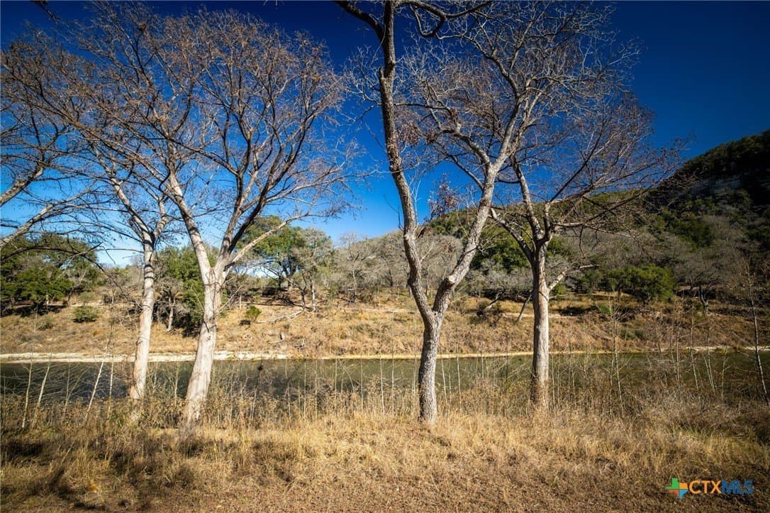 1 acres in Comal County - photo 14