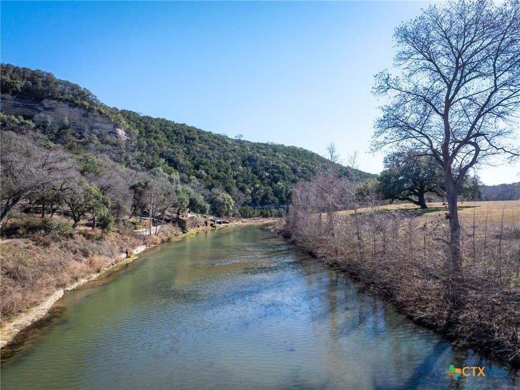 1 acres in Comal County - photo 20