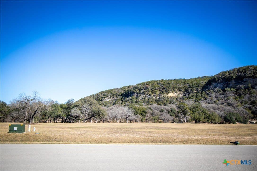 1 acres in Comal County - photo 24