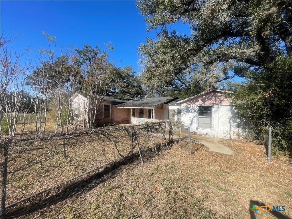34.3 acres in DeWitt County - photo 4