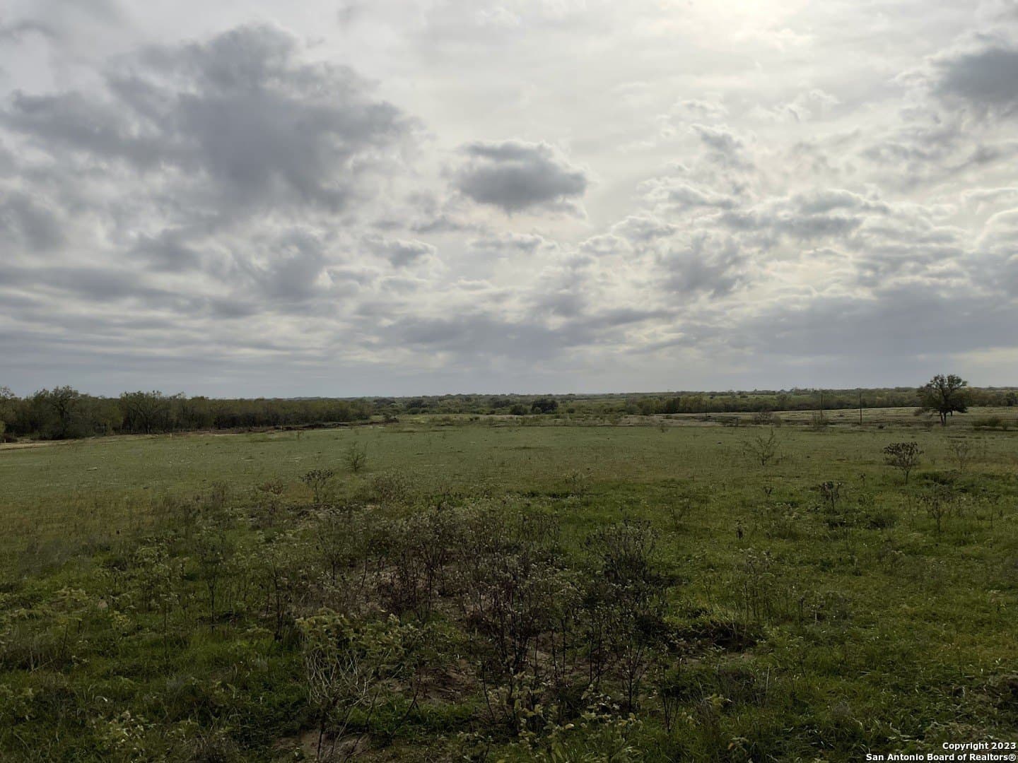 1.37 acres in Atascosa County - photo 3