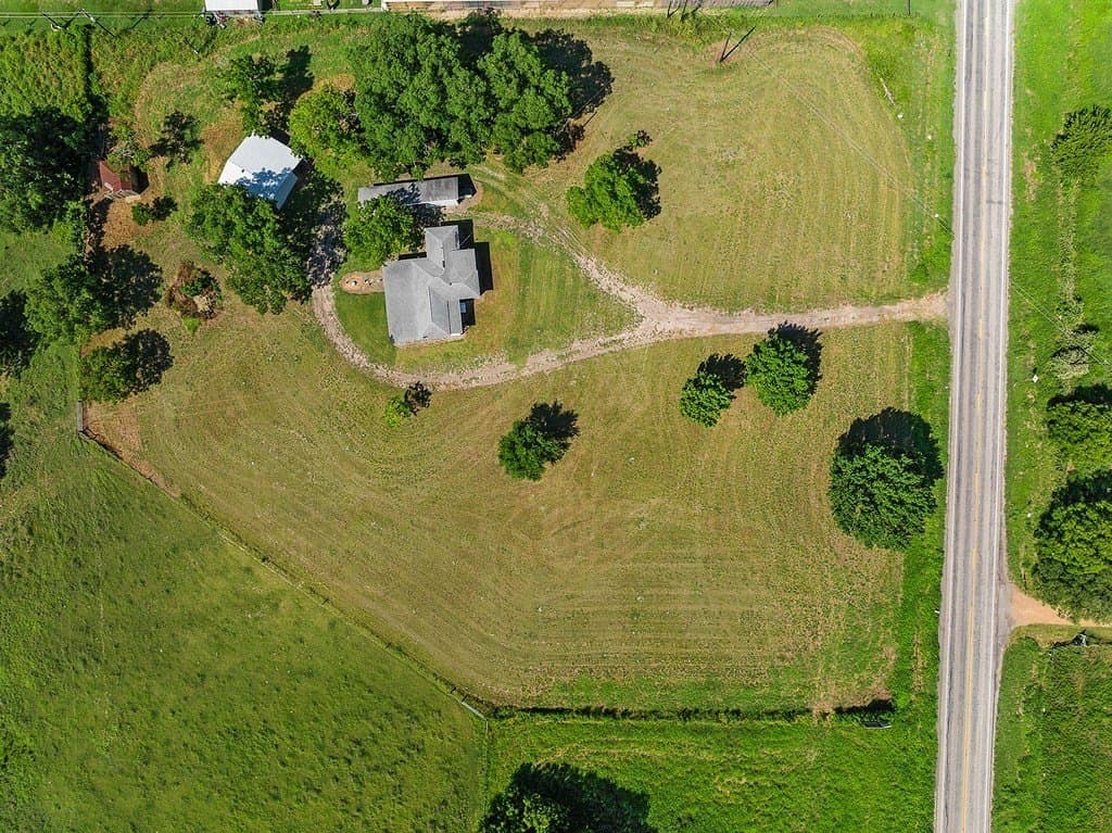 6 acres in Fayette County - photo 3