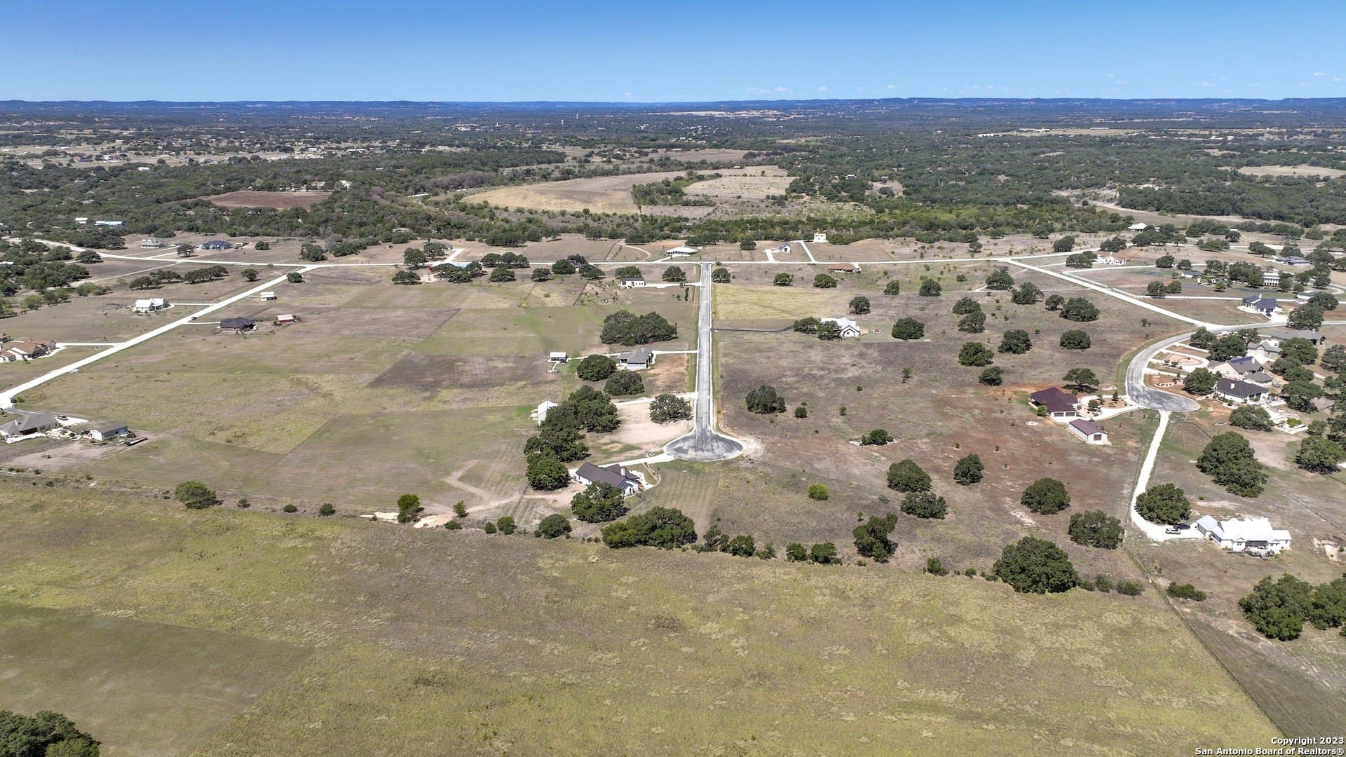 3.37 acres in Bandera County - photo 5